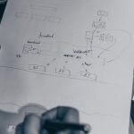 Мастер-класс по техническому проектированию с рабочими материалами на столе